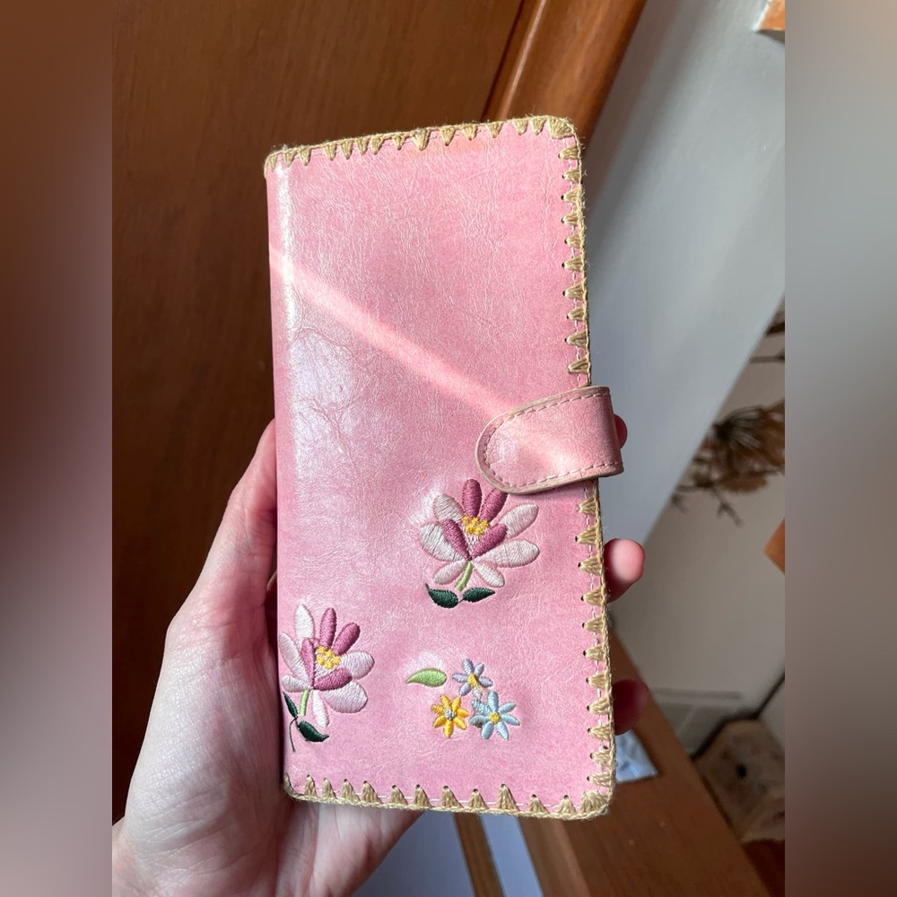 (SOLD) Vintage Pink Flower Embroidered Wallet